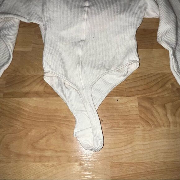 Women's Intimately Free People Cream Long Sleeve Waffle Knit Bodysuit - Picture 6 of 9